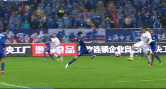 中国足球的东邪西毒,功夫足球反映国内足球真实