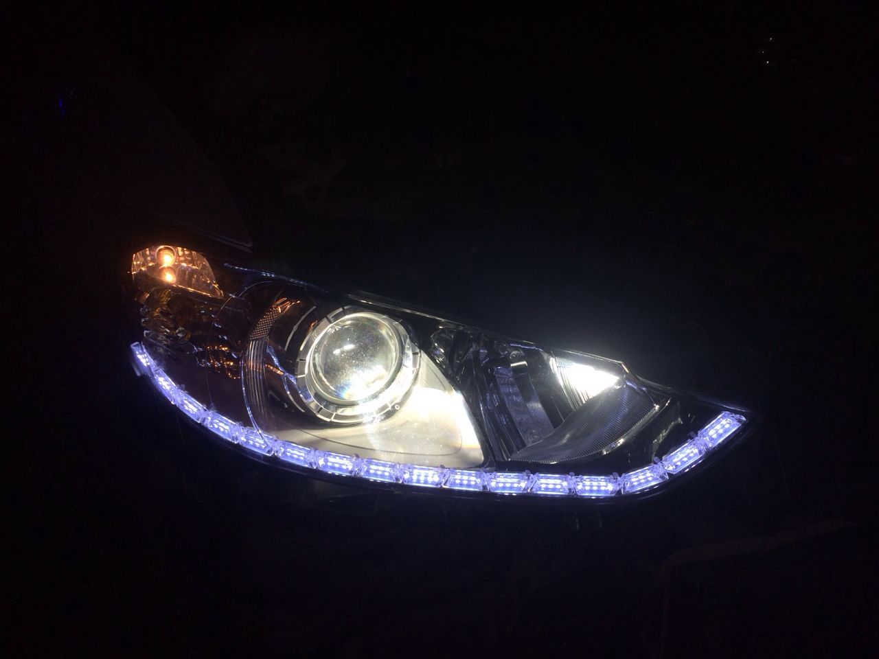 汽车改灯调光标准,汽车灯改激光