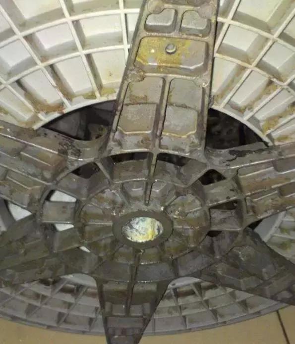 洗过的衣服穿起来身上痒,洗过的衣服穿了发痒是什么原因