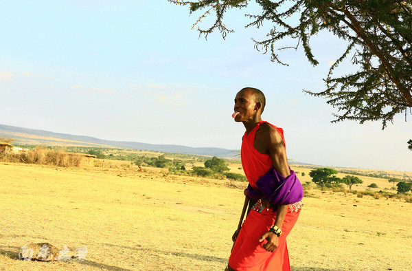 爱玩漂浮的马赛人