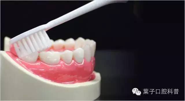 蛀牙怎么才能清洗干净牙科,自己怎么清理牙上的蛀牙