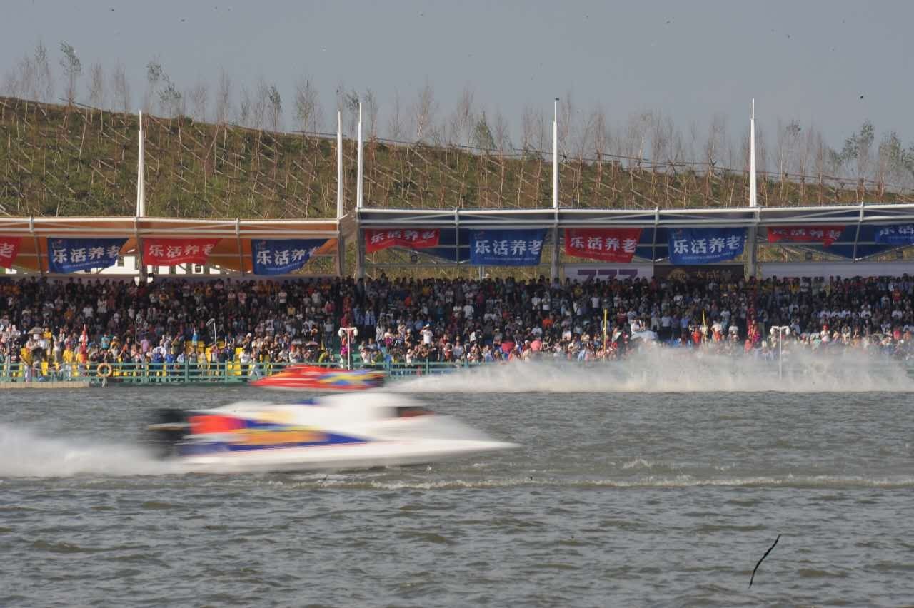 哈尔滨赛艇比赛,f1世界锦标赛阿布扎比