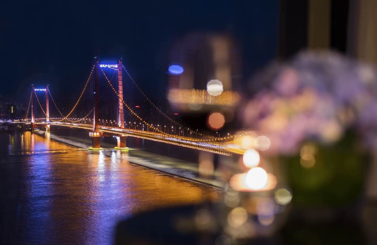 武汉世茂希尔顿酒店怎么去,武汉世茂希尔顿酒店攻略