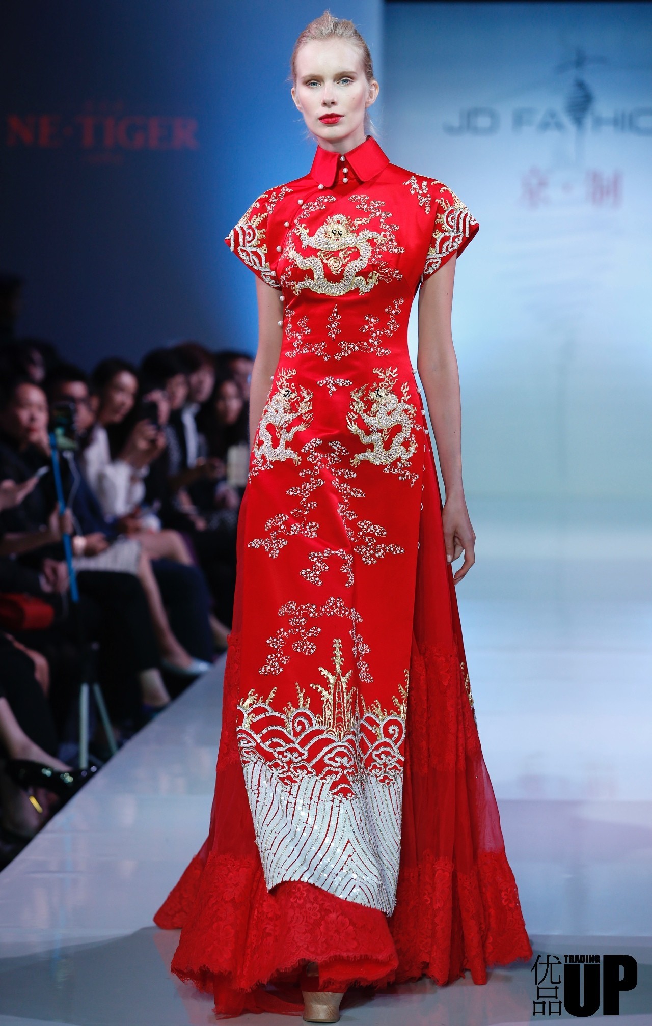 京制华服惊艳伦敦中国定制享誉全球——NE·TIGER高级成衣定制京东旗舰店上线伦敦发布会