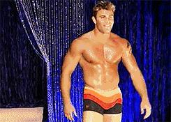 高圆圆：吃得太胖会变成猪被杀掉，可不吃也一样会老死啊