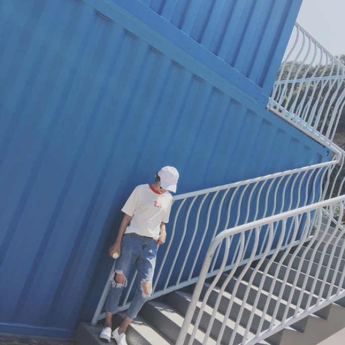 老妈，我这裤子上的破洞是潮流不要给我补起来