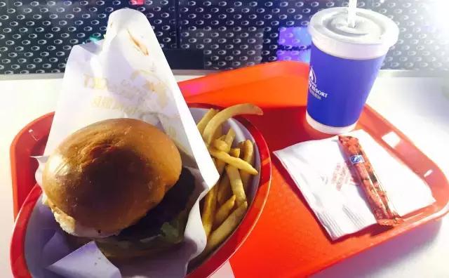 上海迪士尼乐园一般入园排队时间,上海迪士尼乐园游玩攻略最新版