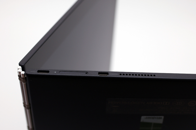 联想把30多年的笔记本键盘颠覆了,取消按键还能在上面画画