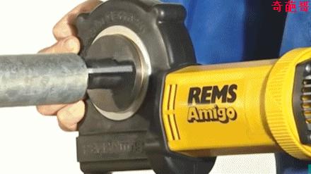 国外管道工用的工具，国内管道工表示很羡慕！