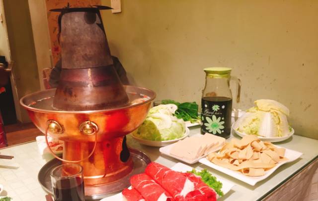 西安顺城巷附近有什么好玩的地方,西安顺城巷小吃街