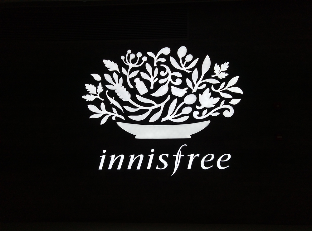 颜值加持,魅蓝e全部参数