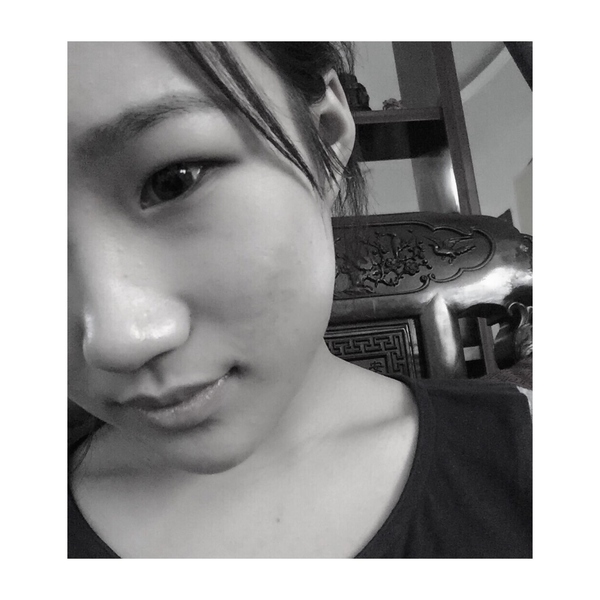 爸爸是直男癌，我割了双眼皮都不让抱了！