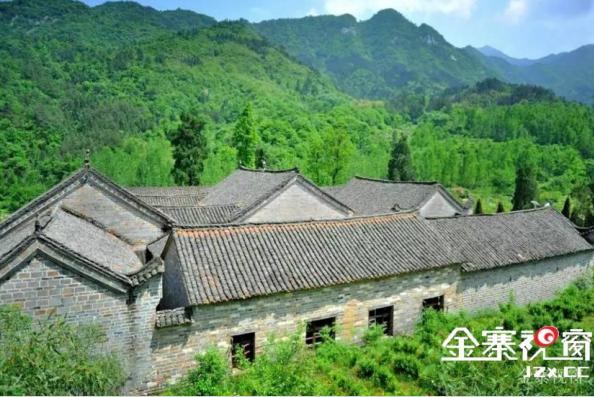 大别山中大金寨，这23个乡镇貌美如花，十一你不来？