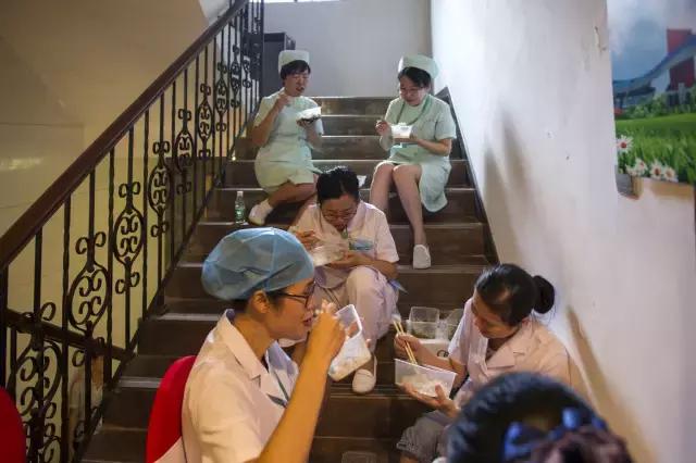 深圳社康大练兵！瞧这十八般武艺，以后看病我很淡！定！