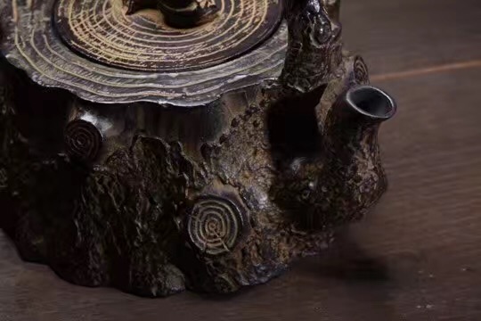 老铁壶的除锈和清理方法,老式铁壶不生锈怎么办