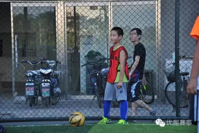 北京儿童业余足球队招募,儿童足球招募