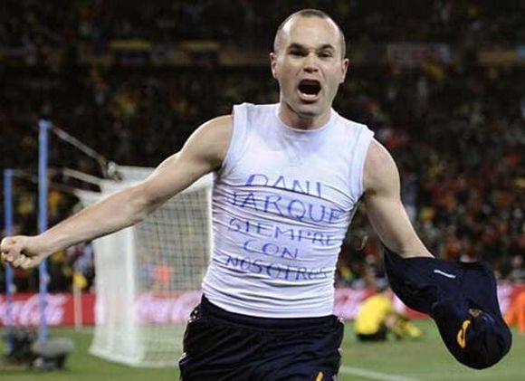 足球经典老照片,足坛经典照片天下足球