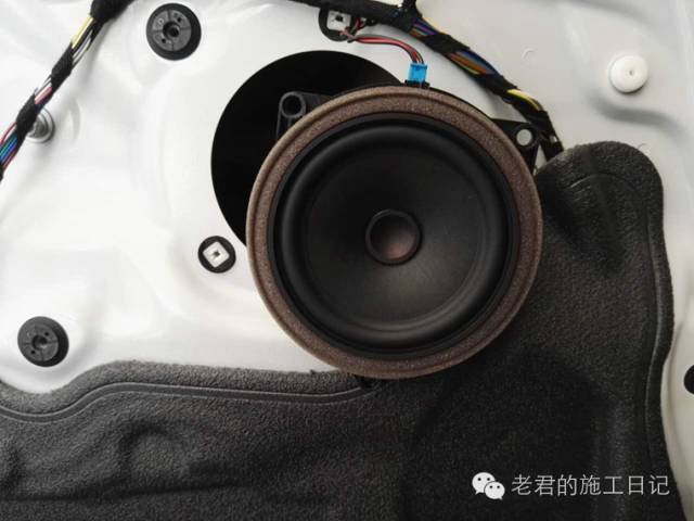 宝马116i的音响效果,宝马116i改装音响