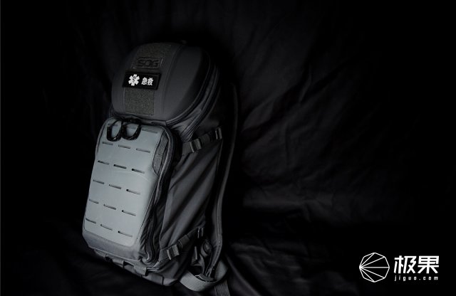 最牛的户外战术背包,好看又实用的军品背包