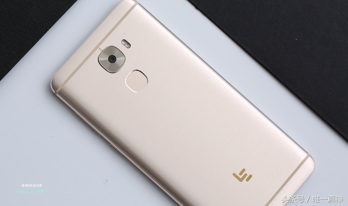 乐视Pro3上手，不愧跑分体验都是第一名，王者荣耀流畅不发热