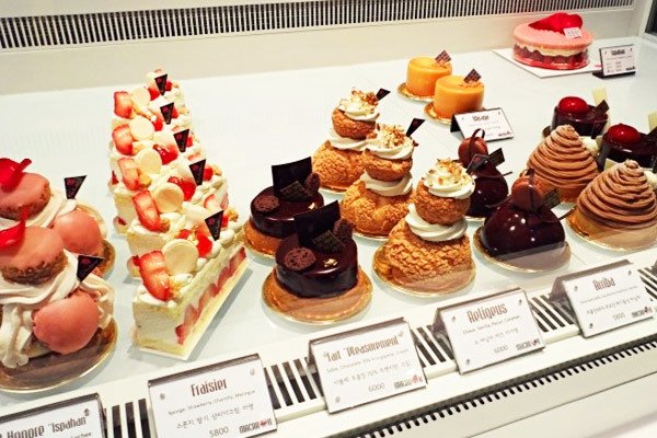 产后吃太咸有什么影响,产后吃太甜的东西对宝宝有影响吗