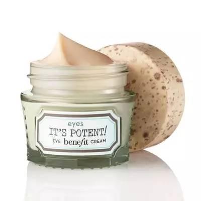 如果你眼部有细纹,眼角的细纹也是一种美