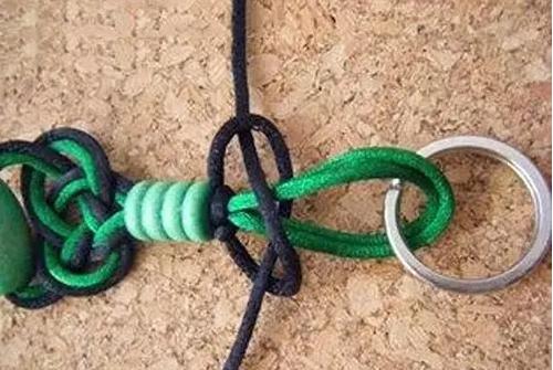 钥匙扣diy制作教程双串,麦穗结钥匙扣的编织步骤
