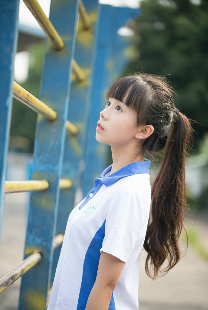 如果我的衣橱有深圳校服，我一定天天穿！美哭惹！