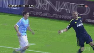 皇马佩佩踢人集锦,足球三号佩佩集锦