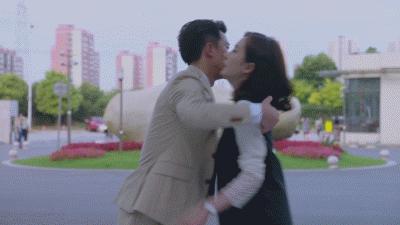 明星周榜他不仅是孙俪的初恋，还是杨幂的知己......