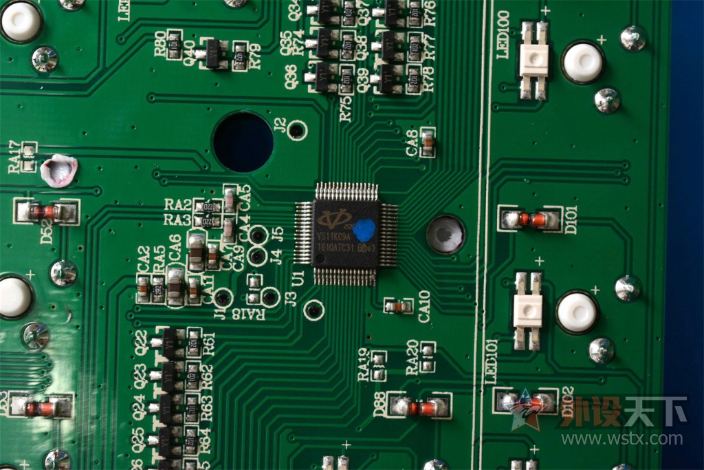 烧友拆解美队也逃不出我的魔掌宜博美队版拆解