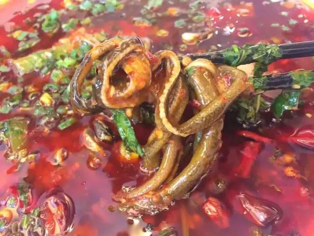 燃爆！成都首部美食VR！国庆不这样吃就亏大了！