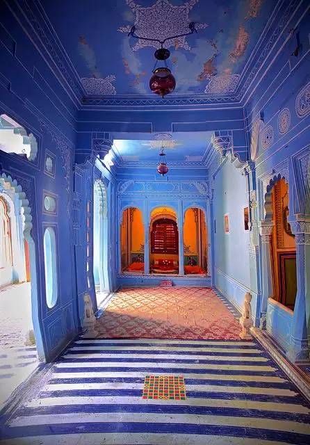 蓝的忧伤：城堡与亡灵 | 印度 · 目的地