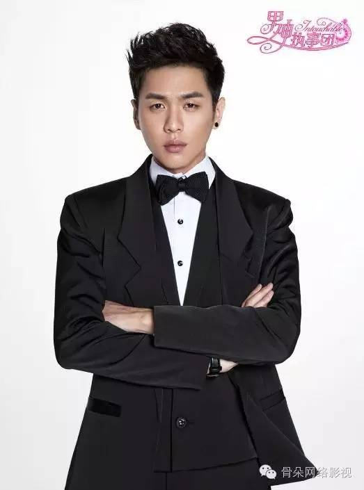 十一补片指南｜不想出去看人潮，就窝在家里跟“老公们”约会吧