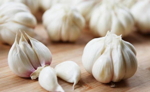 大蒜最好的妙用方法大全,大蒜生活小窍门
