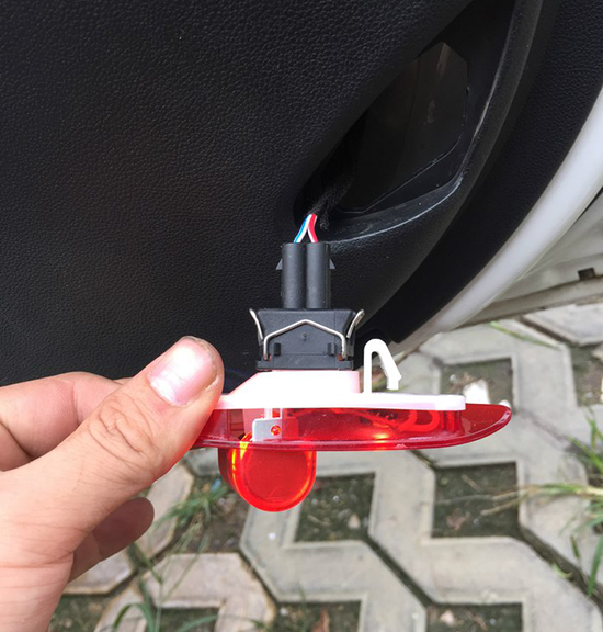 汽车迎宾灯改装,传祺m6pro迎宾灯改装