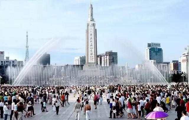 我叫南昌,这是我的最新简历,请多关照!