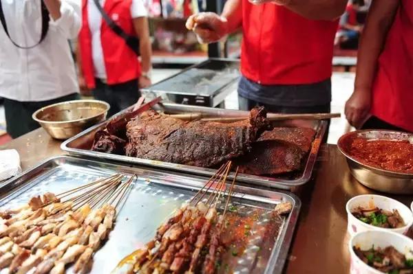 国庆来了完整视频,国庆来重庆从你的全世界路过