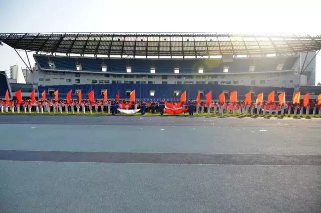 五校同心创佳绩集团谱写新篇章