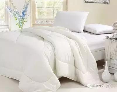 羽绒服过敏起疙瘩什么样,对羽绒服过敏的症状