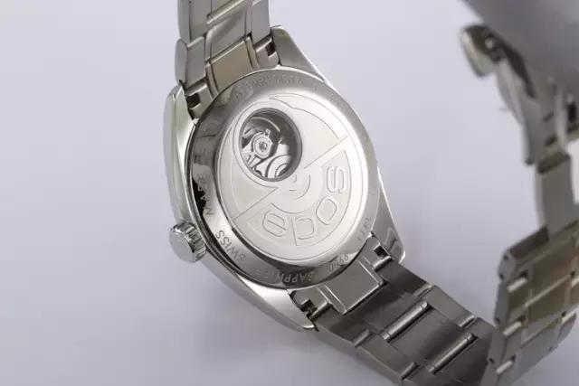 潜水表钢带还是橡胶表带,3000-5000元手表推荐瑞士腕表