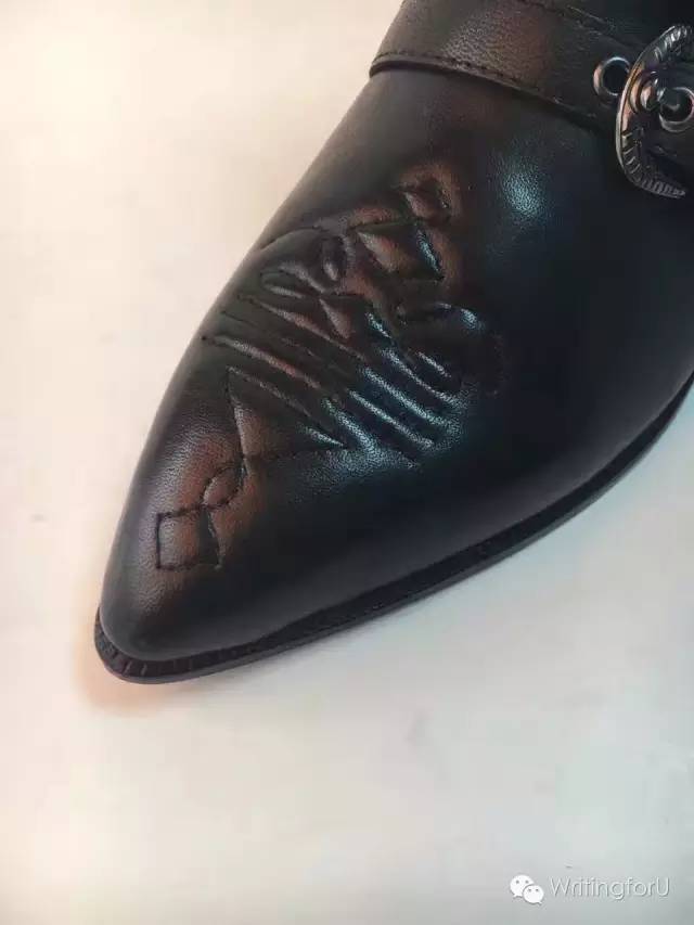 闹，你们要的靴子来了