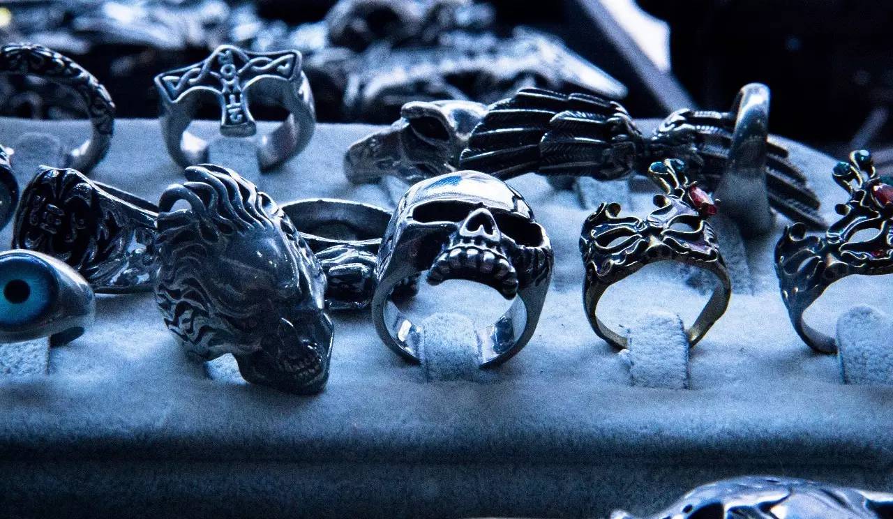 贰零壹陆：唱片店剪影