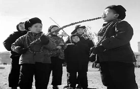 鍢垮摜浠効婕斿敱,鍢垮摜浠効鎶奸煹