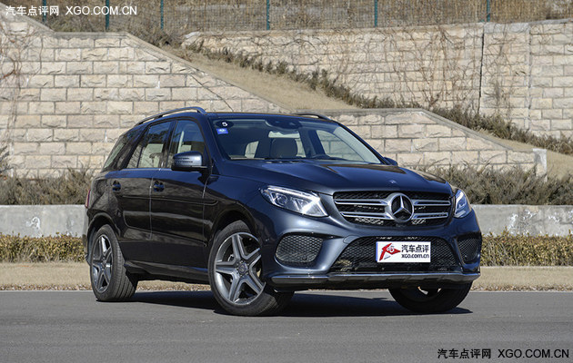 奔驰gle400行驶质感,19款奔驰gle400臻藏版试驾