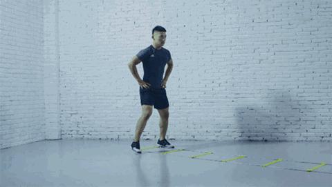 如何学会史上最厉害的凌波微步,利用敏捷梯练步伐