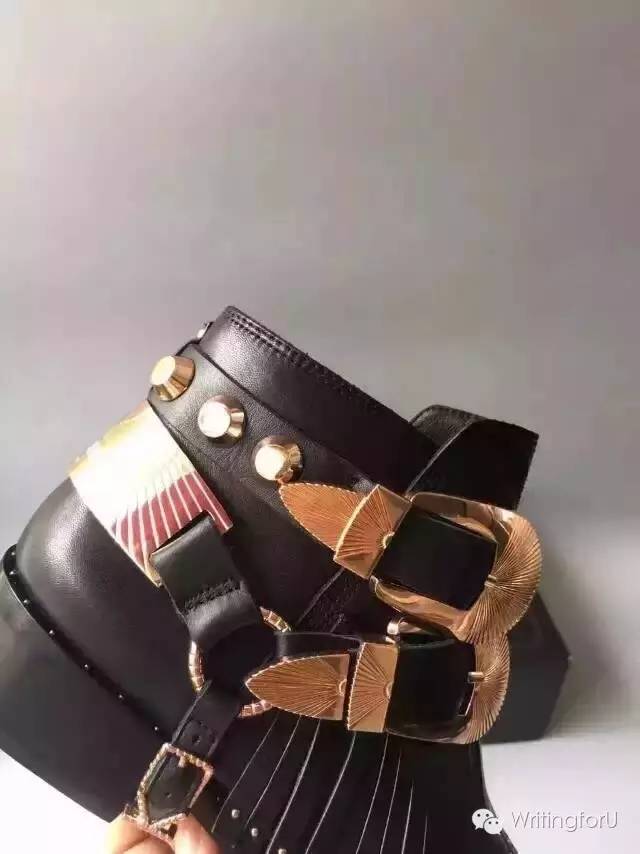 闹，你们要的靴子来了