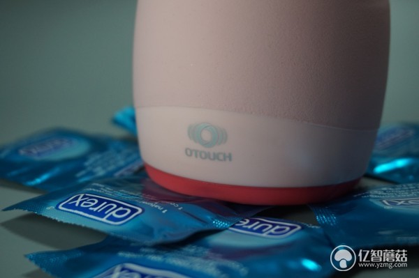 这是一个咬住你就不松口的杯子