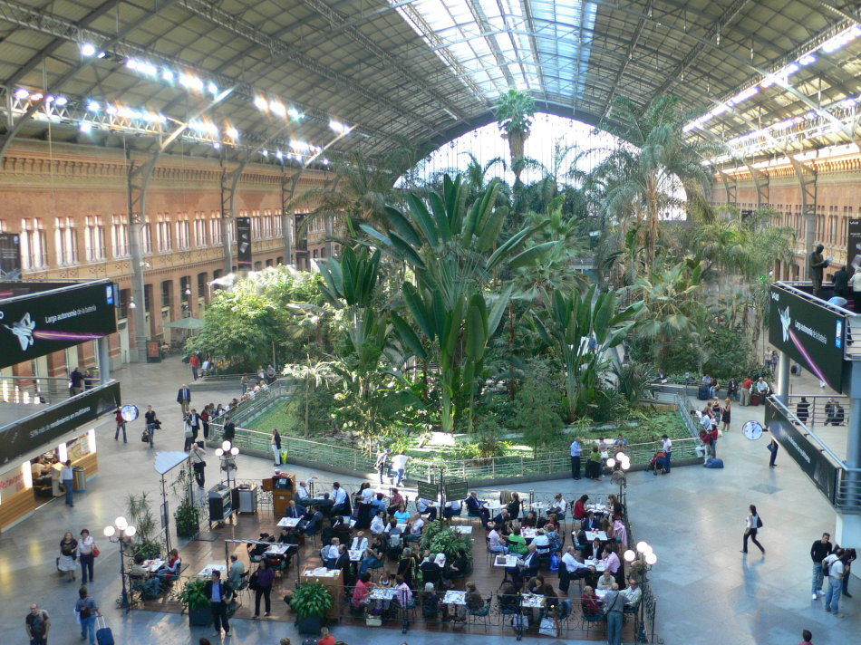 马德里不可思议镜面,马德里不可思议卡点