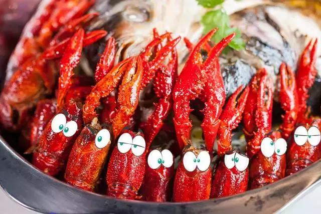 老板壕打5.8折，​全年无休摄魂小龙虾，逼爆头我都要吃到Ta